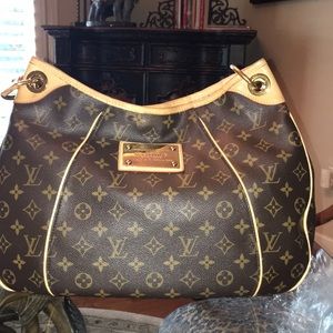 Louis Vuitton shoulder bag Galleria Purse